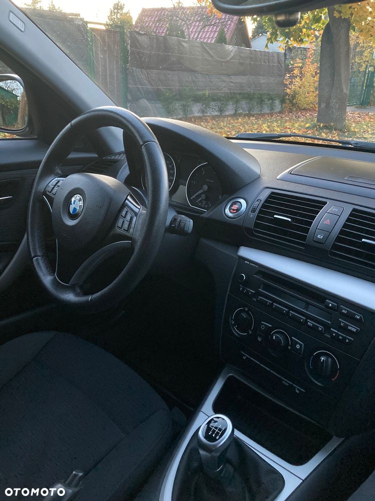 BMW Seria 1 118d DPF - 5