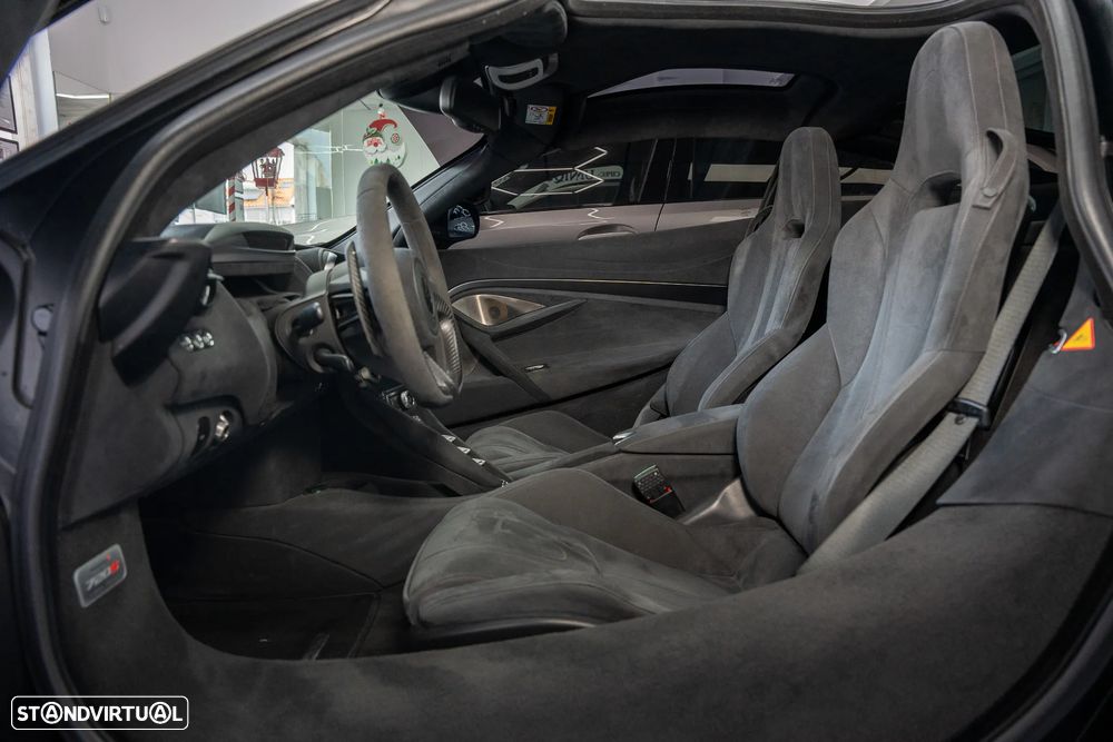 McLaren 720 - 22