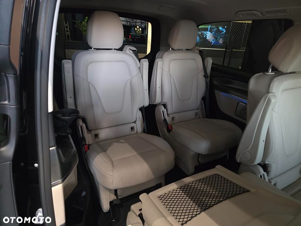 Mercedes-Benz Klasa V 300 d 4-Matic 9G-Tronic Exclusive (d³ugi) - 7