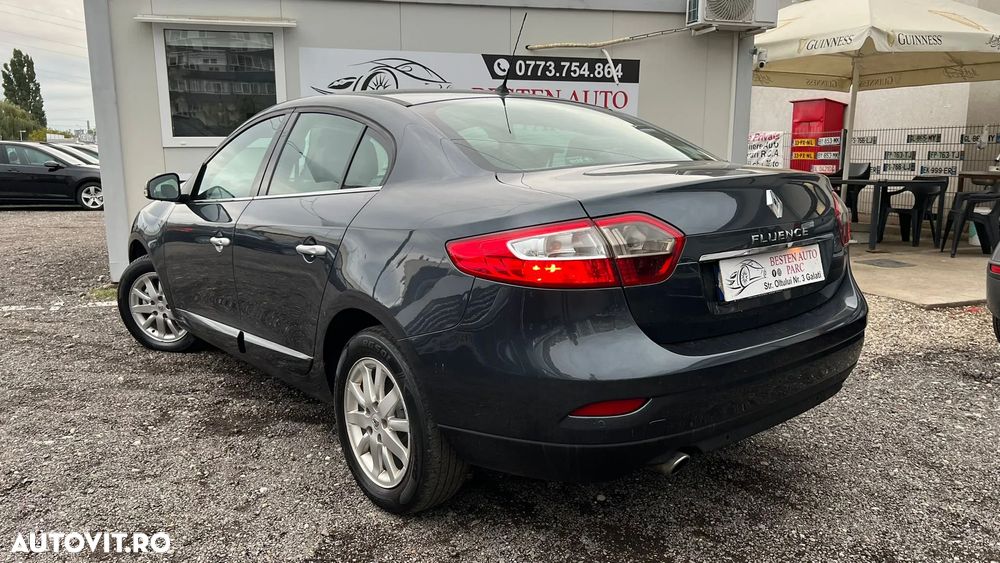 Renault Fluence - 30