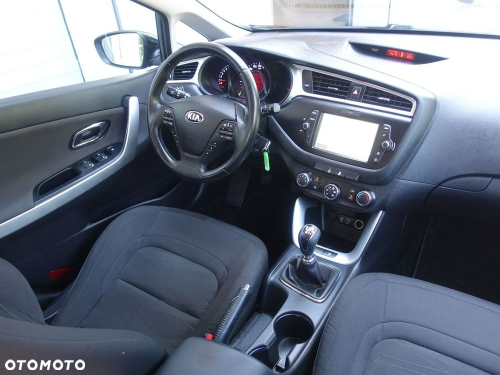 Kia Ceed 1.4 M - 11