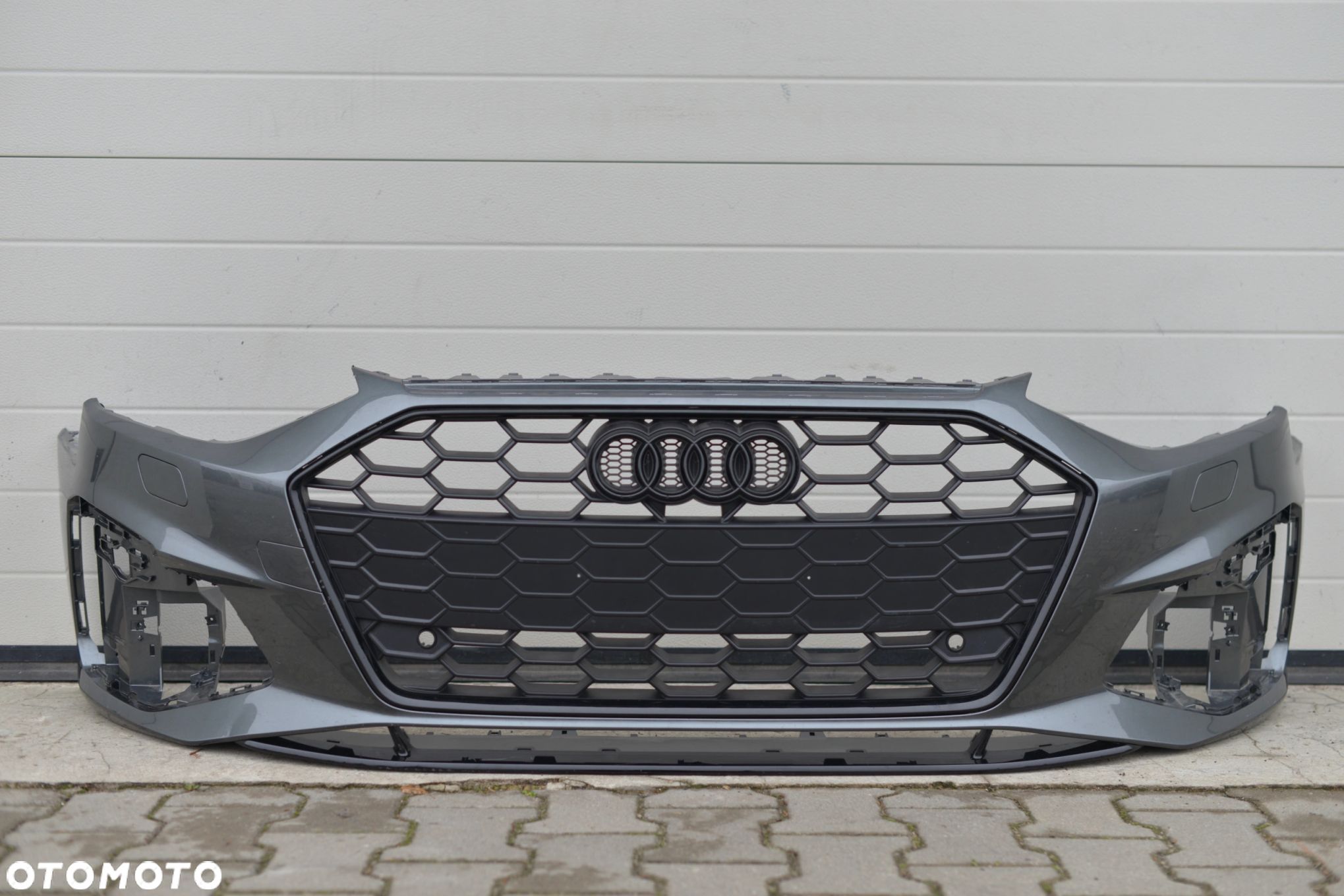 AUDI A4 B9 LIFT S-LINE ZDERZAK PRZEDNI PRZÓD - 1