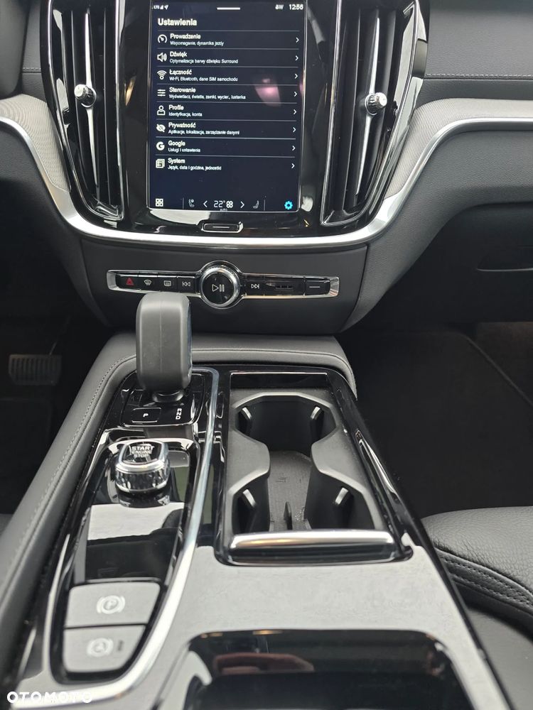 Volvo S60 T8 Recharge AWD Ultimate Dark - 22