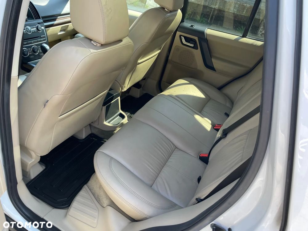 Land Rover Freelander - 18