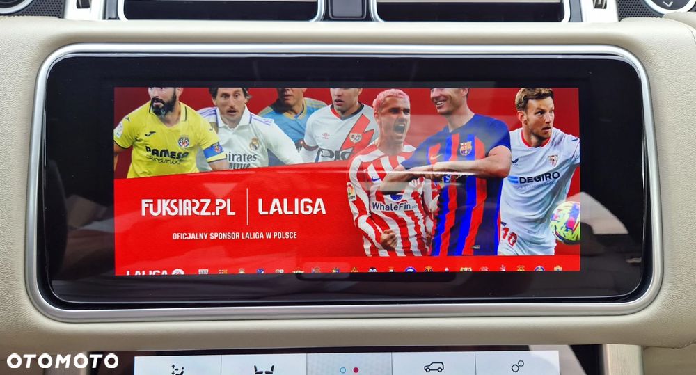 Land Rover Range Rover 4.4SD V8 LWB SV AB - 31