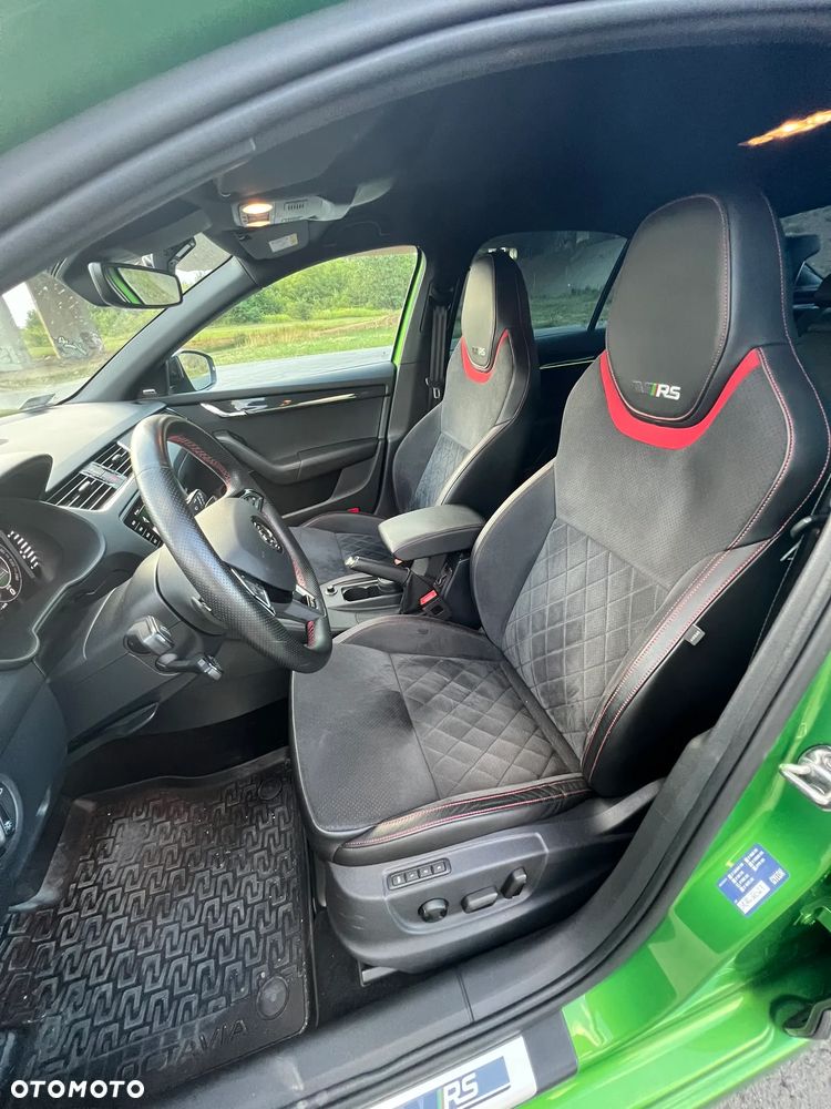 Skoda Octavia 2.0 TSI RS Challenge 245 DSG - 9