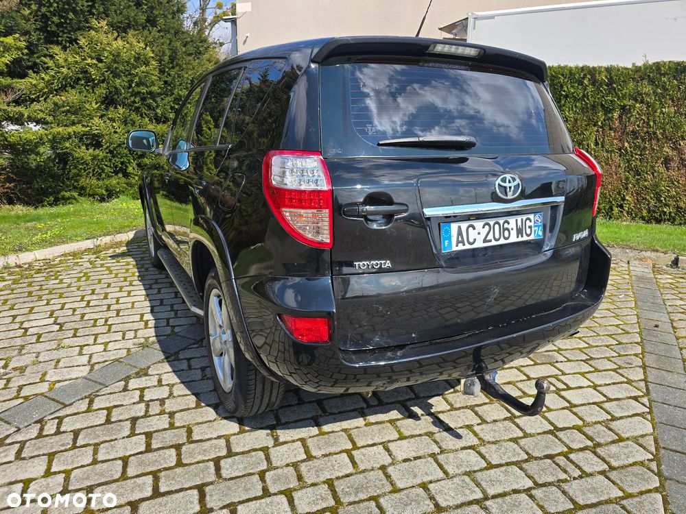 Toyota RAV4 2.2 D-4D 4x4 Automatik Travel - 8