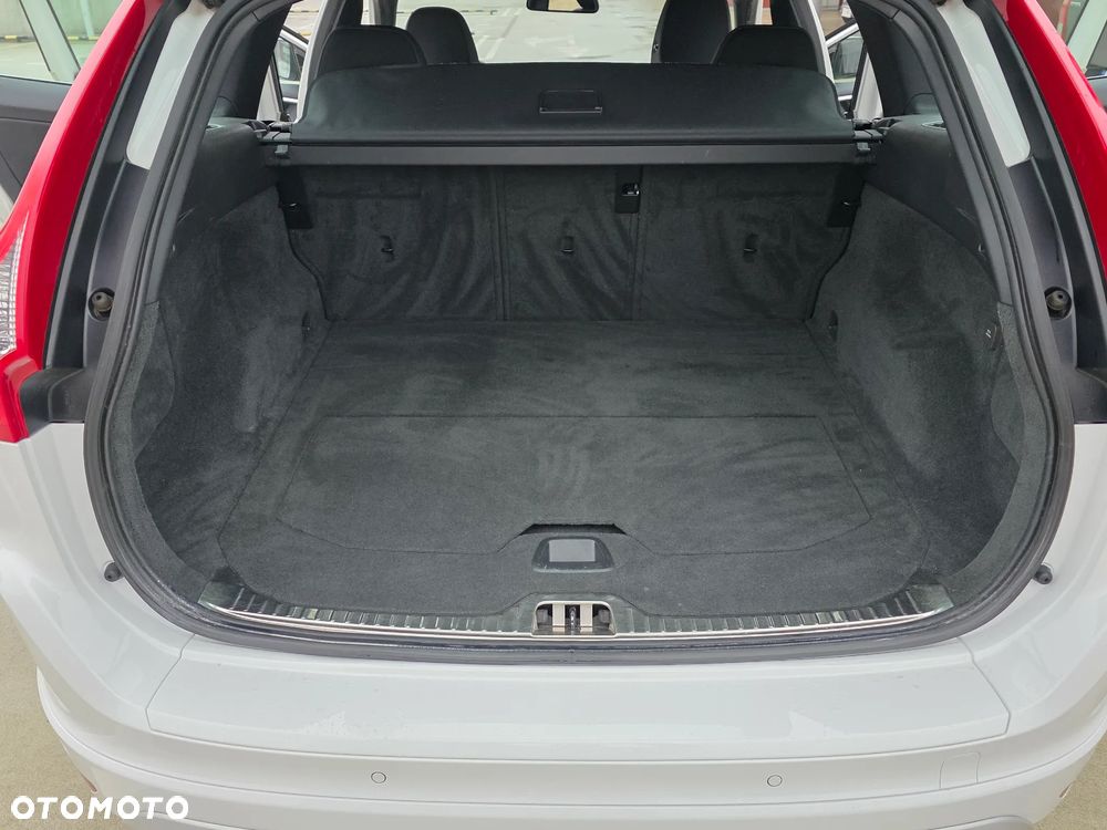 Volvo XC 60 D3 Geartronic Momentum - 15