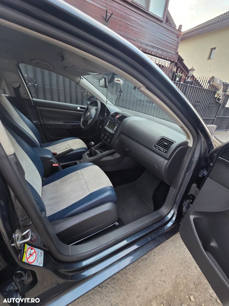 Volkswagen Jetta 1.9 TDI Comfortline - 15