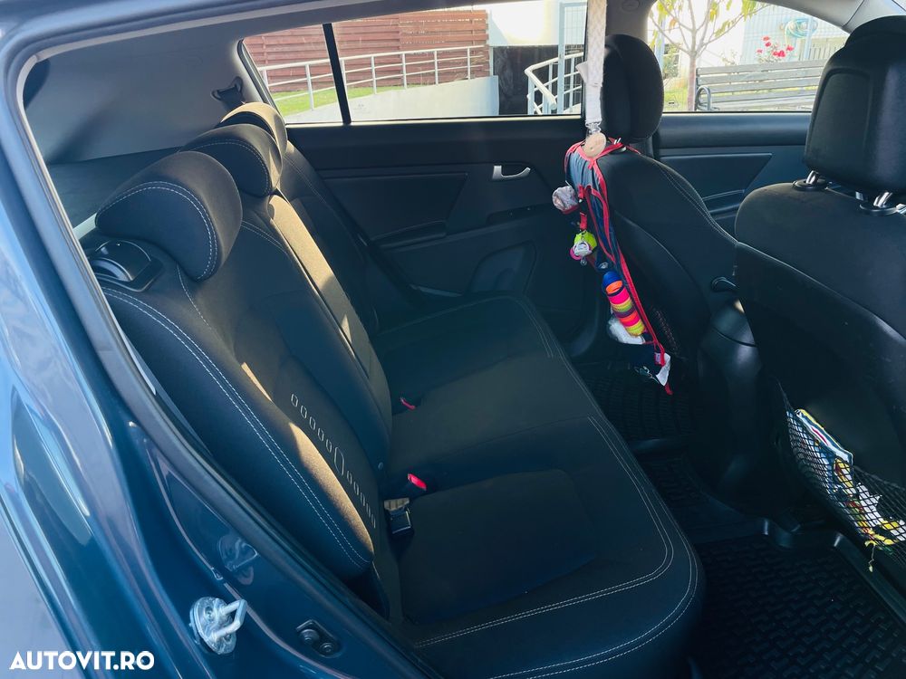 Kia Sportage 2.0 CRDI AWD Aut. Dream-Team Edition - 7