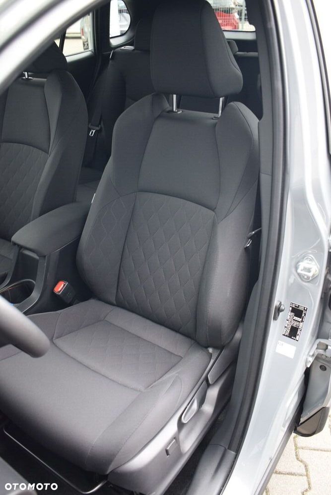 Toyota Corolla Cross - 14
