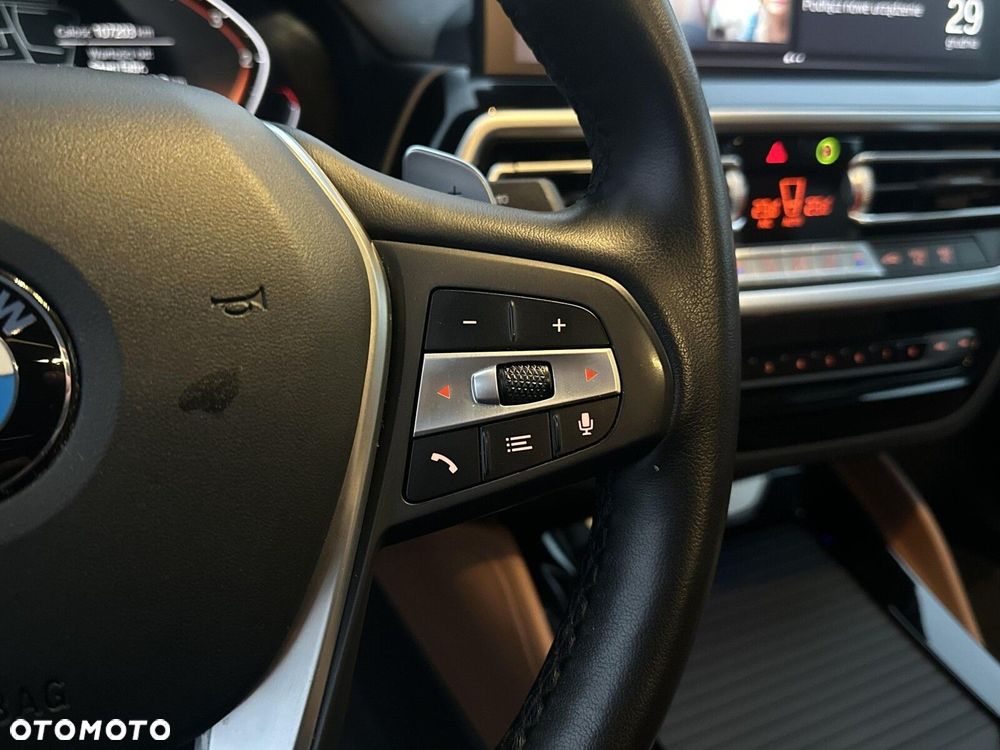 BMW X4 xDrive20d sport - 28