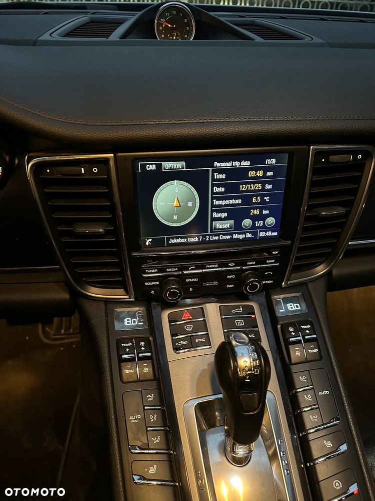 Porsche Panamera ver-pdk - 22