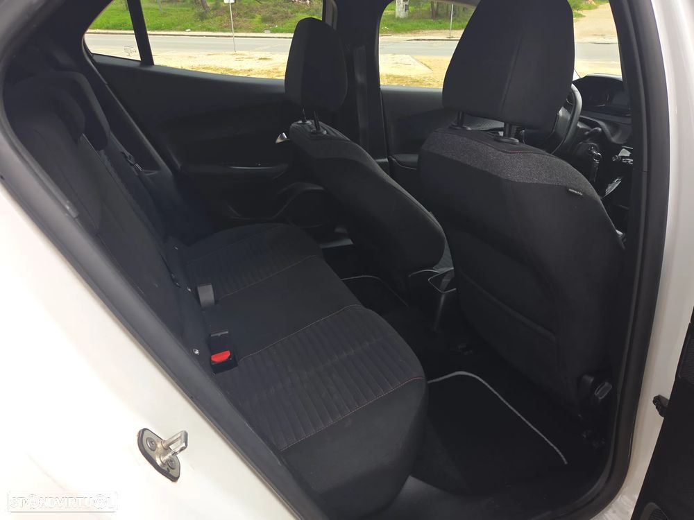 Peugeot 2008 1.5 BlueHDi Allure - 25