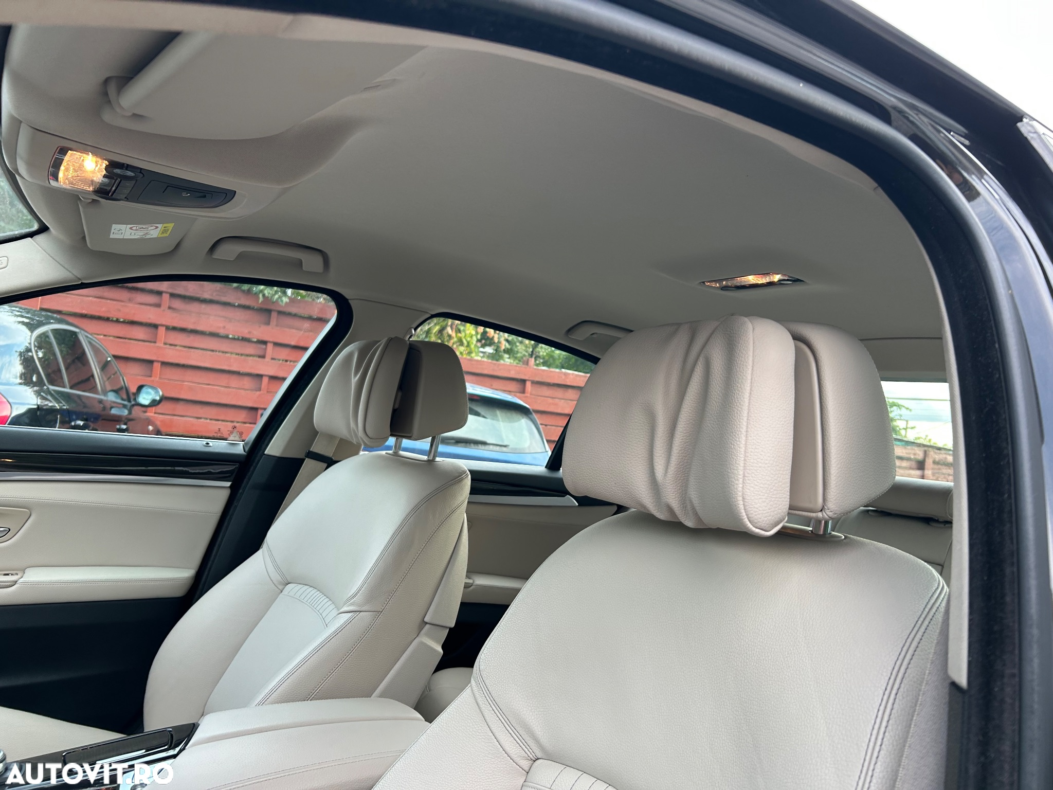 BMW Seria 5 520i Touring Aut. Luxury Line - 22