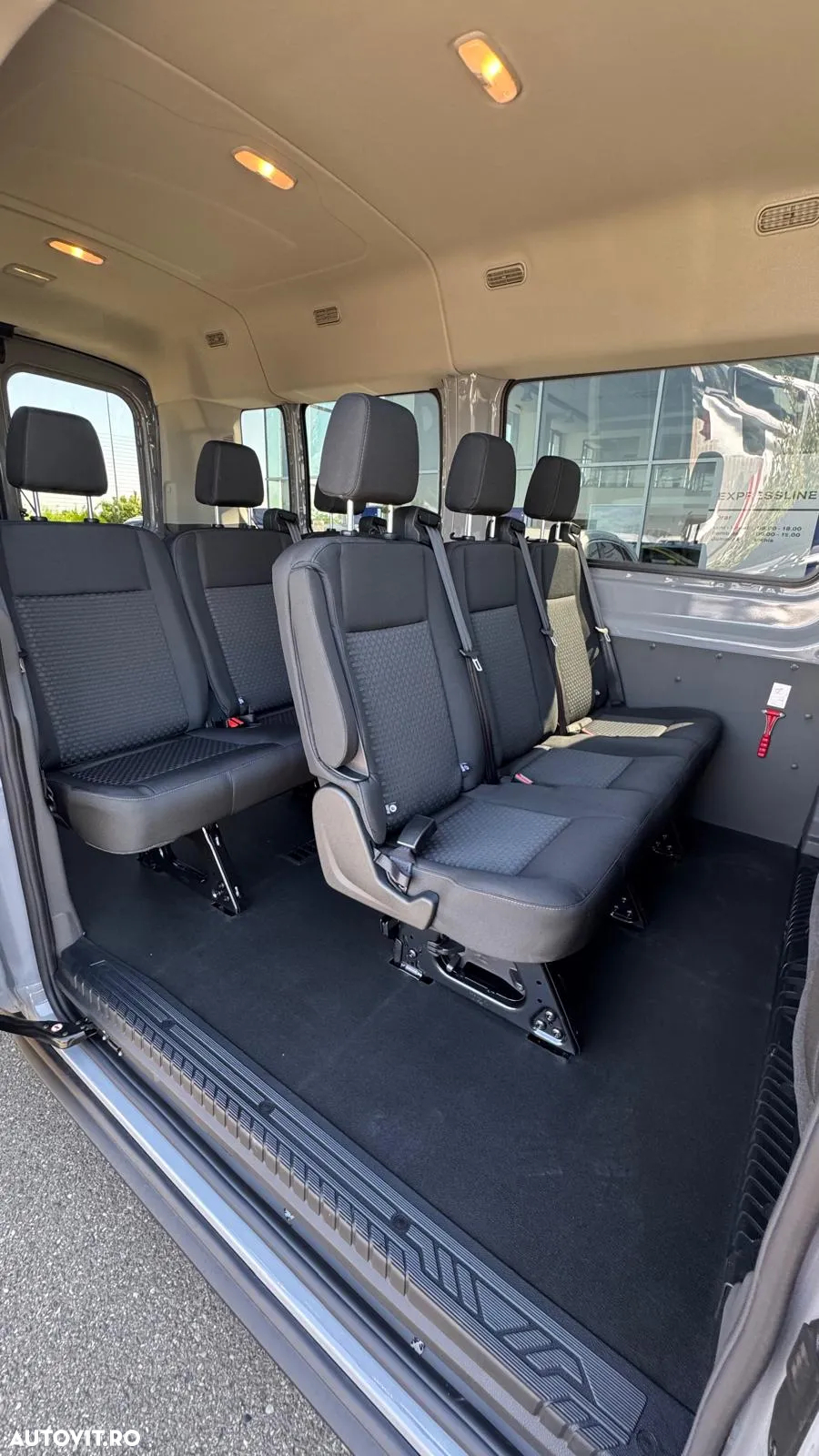 Ford Transit 310 2.0 EcoBlue 150 CP L3H2 Kombi FWD 8AT Trend - 20