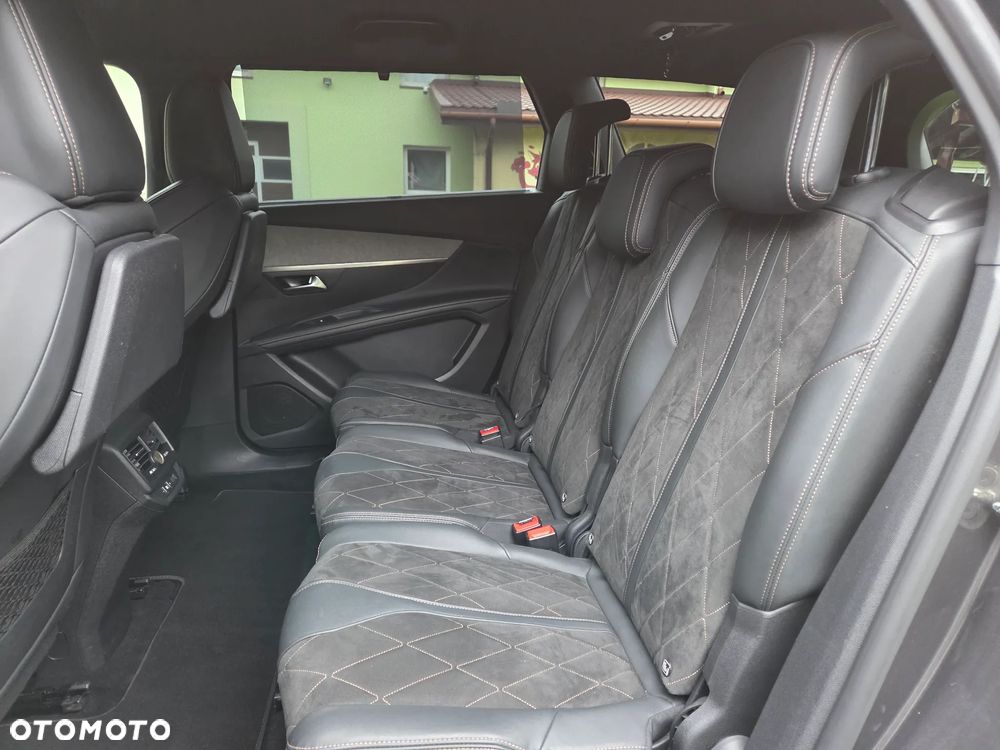 Peugeot 5008 BlueHDi 180 EAT8 GT Pack - 26
