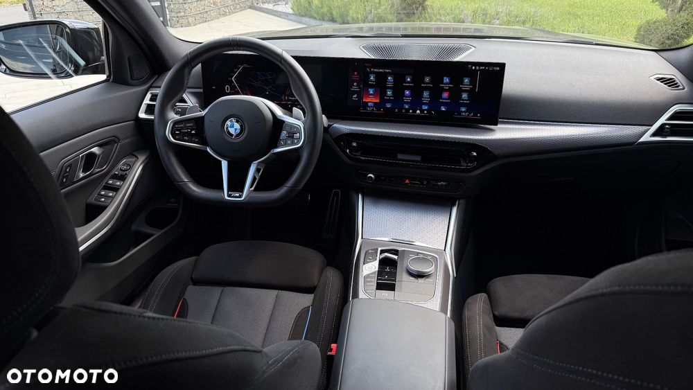 BMW Seria 3 330i xDrive M Sport sport - 9