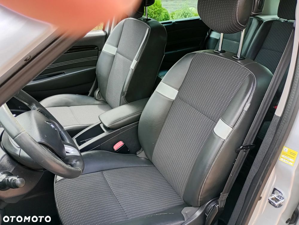 Renault Scenic - 24