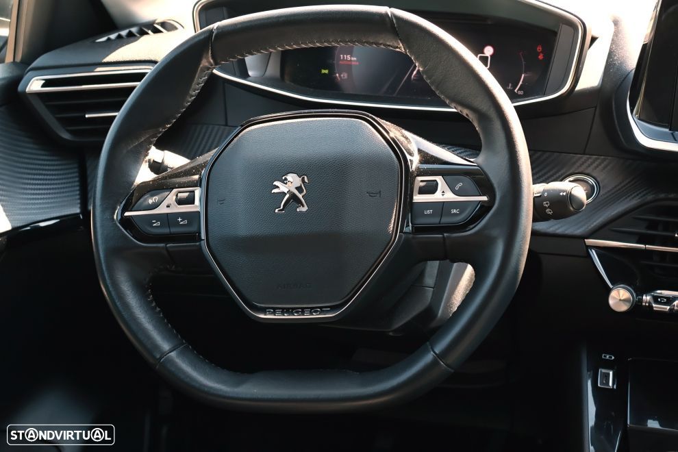 Peugeot 208 1.2 PureTech Allure - 17