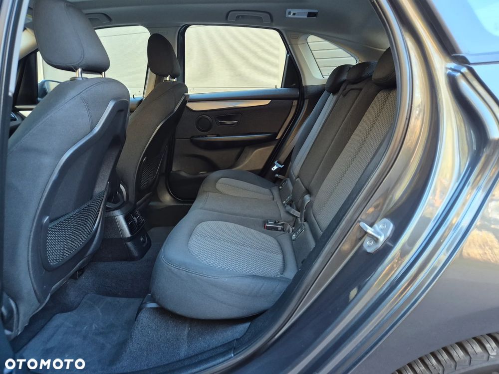 BMW Seria 2 218d Sport-Aut Luxury Line - 22