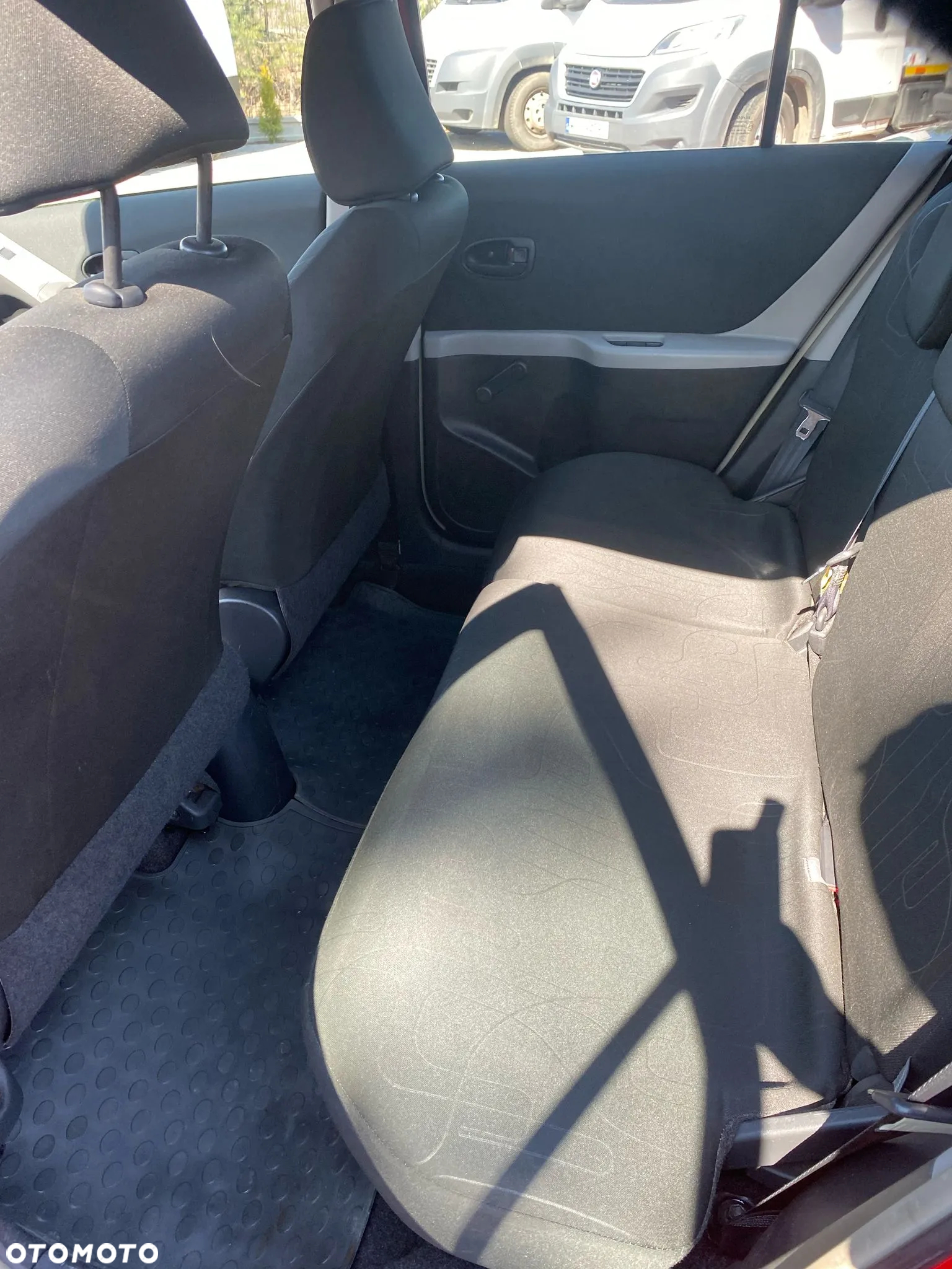 Toyota Yaris 1.0 Active - 10