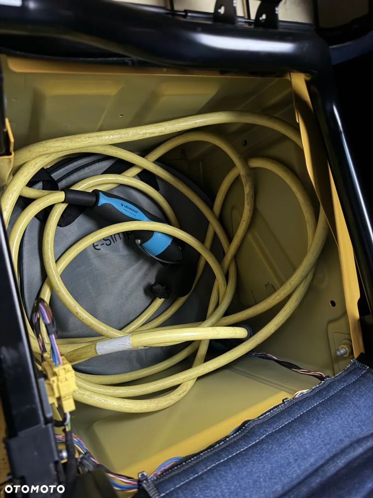 Mercedes-Benz Sprinter - 21