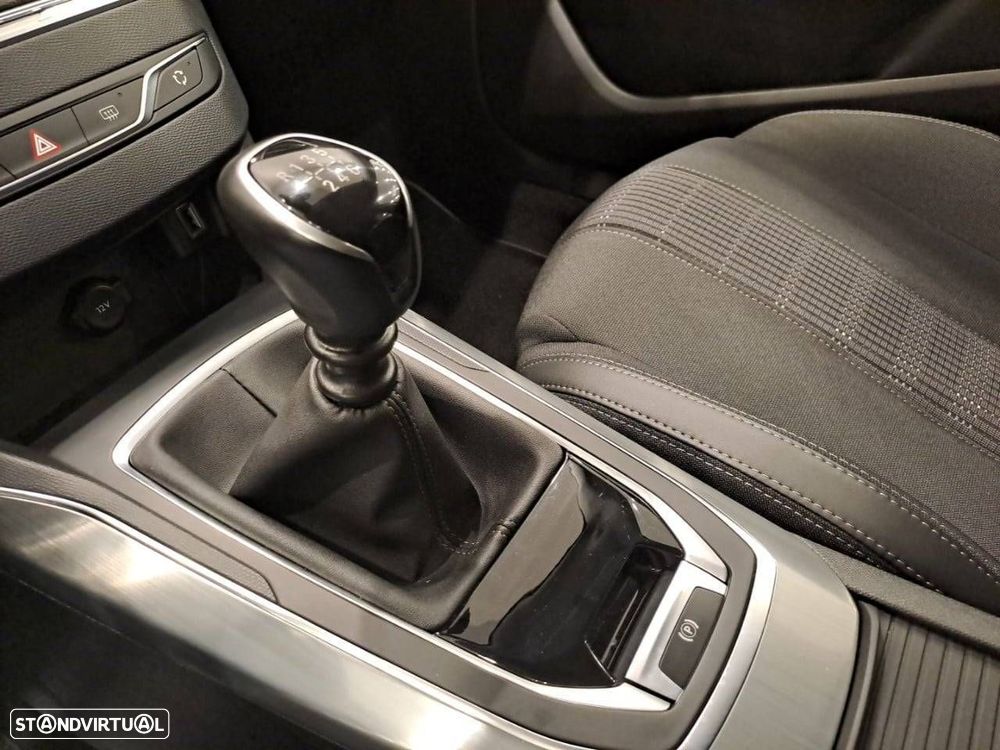 Peugeot 308 SW 1.5 BlueHDi Allure - 21