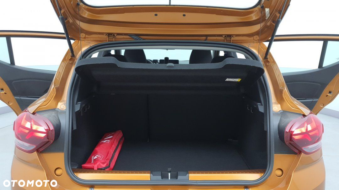 Dacia Sandero - 8