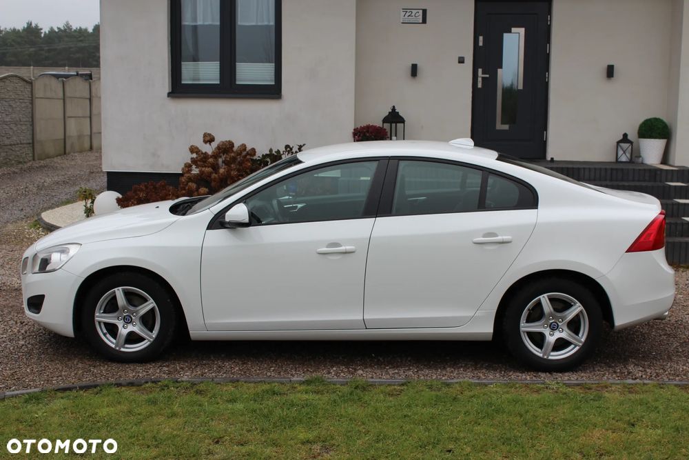 Volvo S60 DRIVe - 10