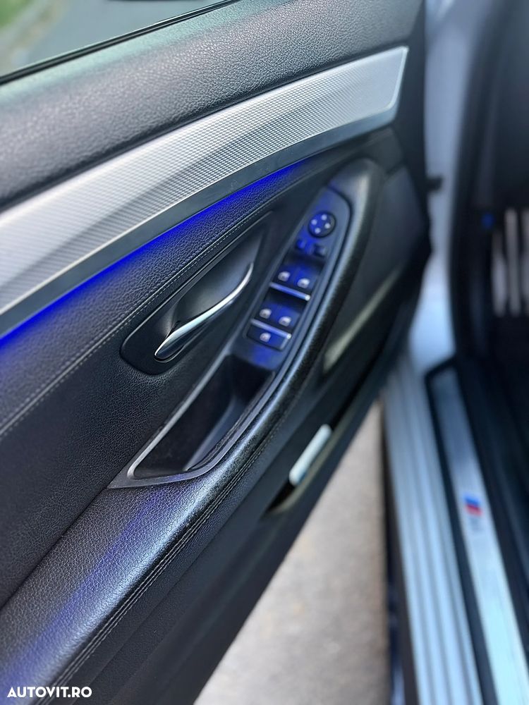 BMW Seria 5 525d Sport-Aut. Luxury Line - 17