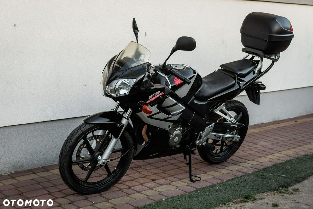 Honda CBR - 6