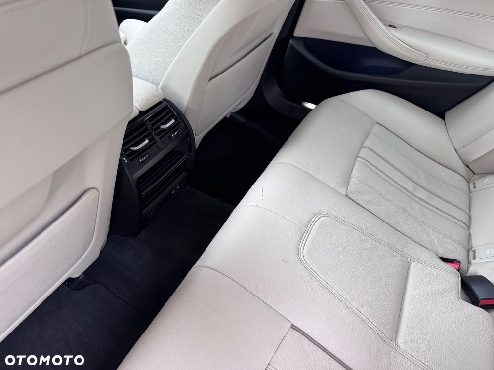 BMW Seria 5 520d xDrive mHEV Luxury Line sport - 21