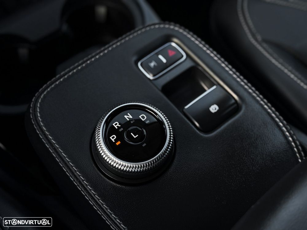 Ford Mustang Mach-E 75.7 kWh Base - 31