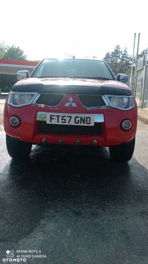 Mitsubishi L200 - 12