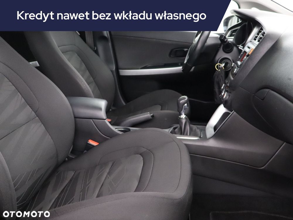 Kia Ceed - 11