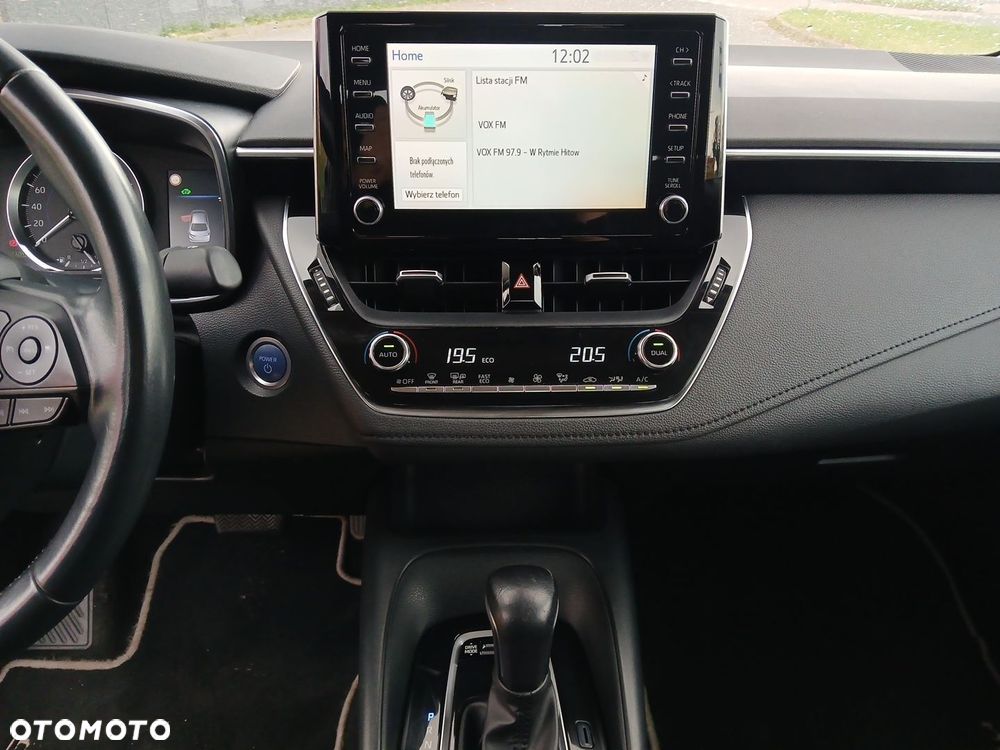 Toyota Corolla 1.8 Hybrid Comfort - 31