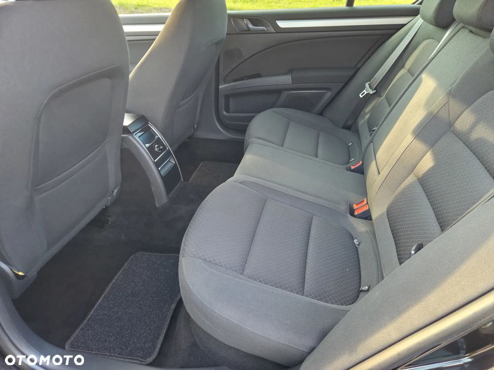 Skoda Superb 1.6 TDI Ambition - 13