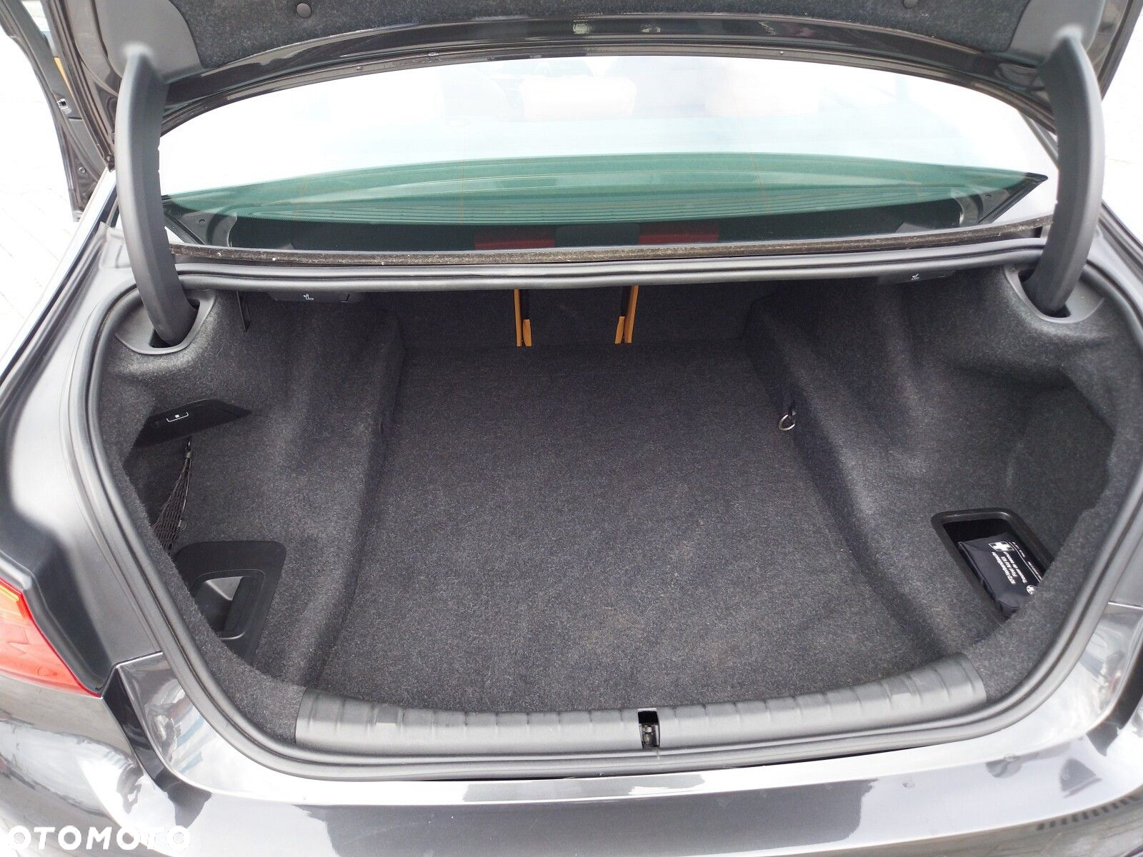 BMW Seria 5 - 13