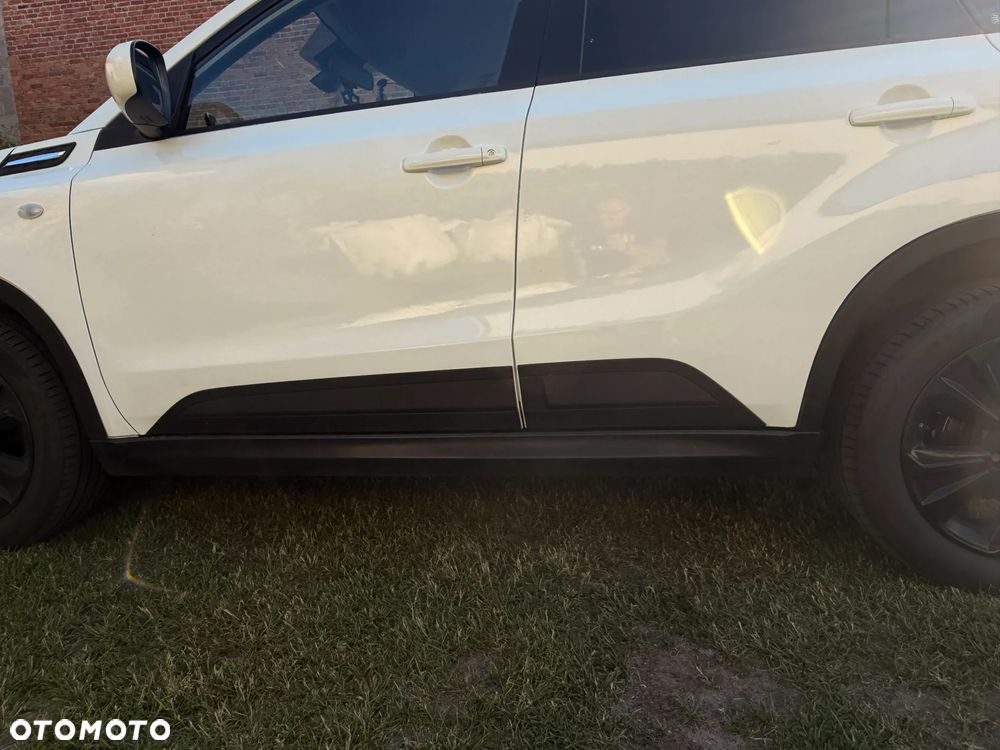 Suzuki Vitara 1.4 Boosterjet SHVS Premium 4WD - 11