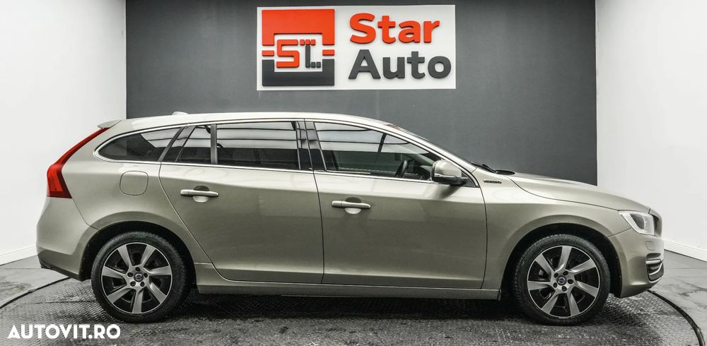 Volvo V60 D5 Momentum - 10