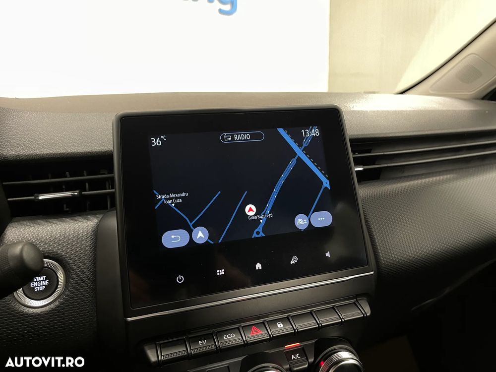 Renault Clio E-TECH 140 BUSINESS EDITION - 14