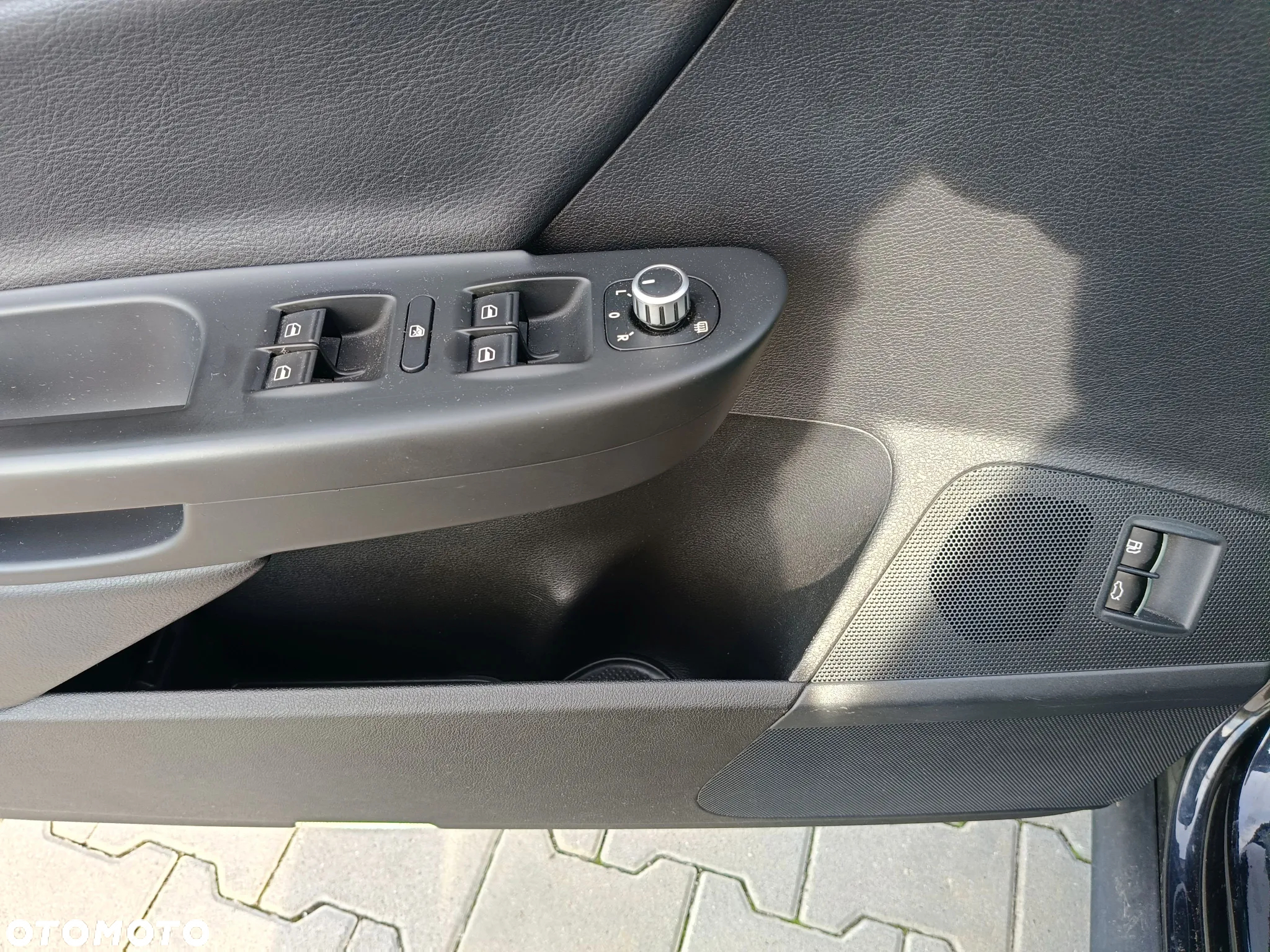 Volkswagen Passat Variant 3.2 V6 FSI 4Motion DSG Highline - 27