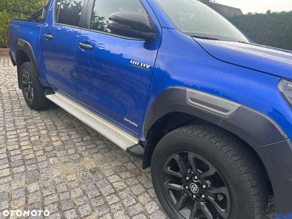 Toyota Hilux 2.8 D-4D Double Cab Invincible Sport 4x4 - 6
