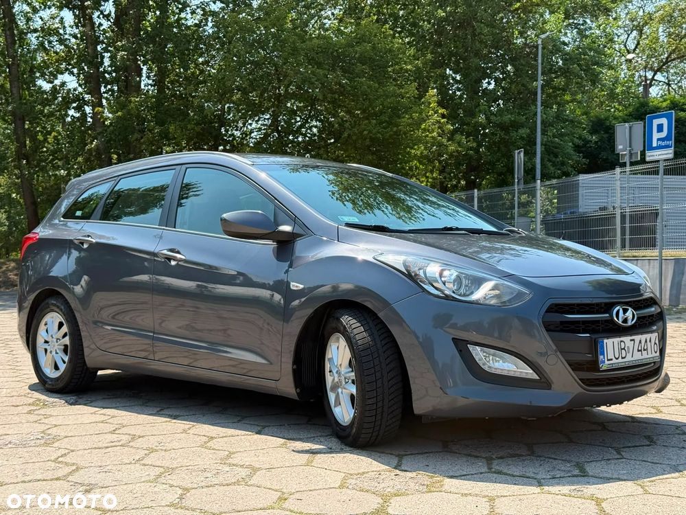 Hyundai i30 1.6 D Classic + - 3