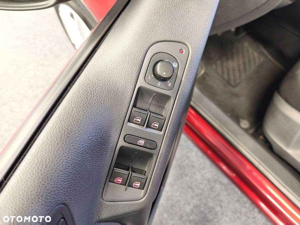 Volkswagen Tiguan 2.0 TDI DPF BlueMotion Technology Trend & Fun - 10