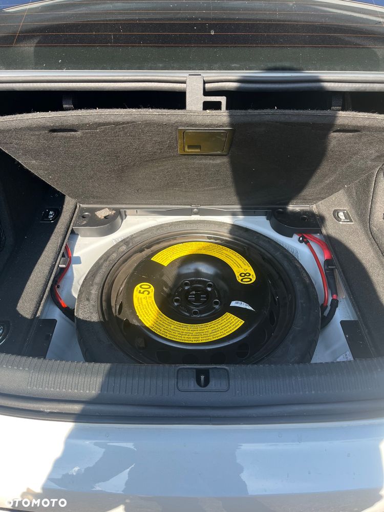 Audi A4 Limousine - 28