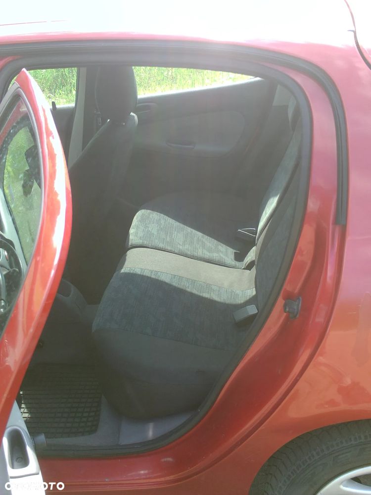 Peugeot 206 1.1 XR Presence - 20
