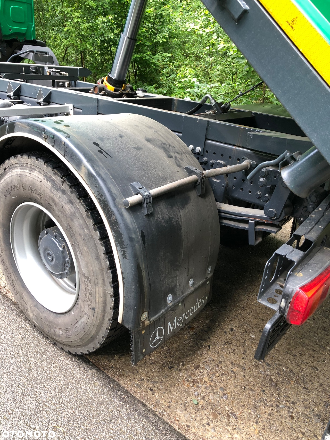 Mercedes-Benz Arocs 4x2 - 12