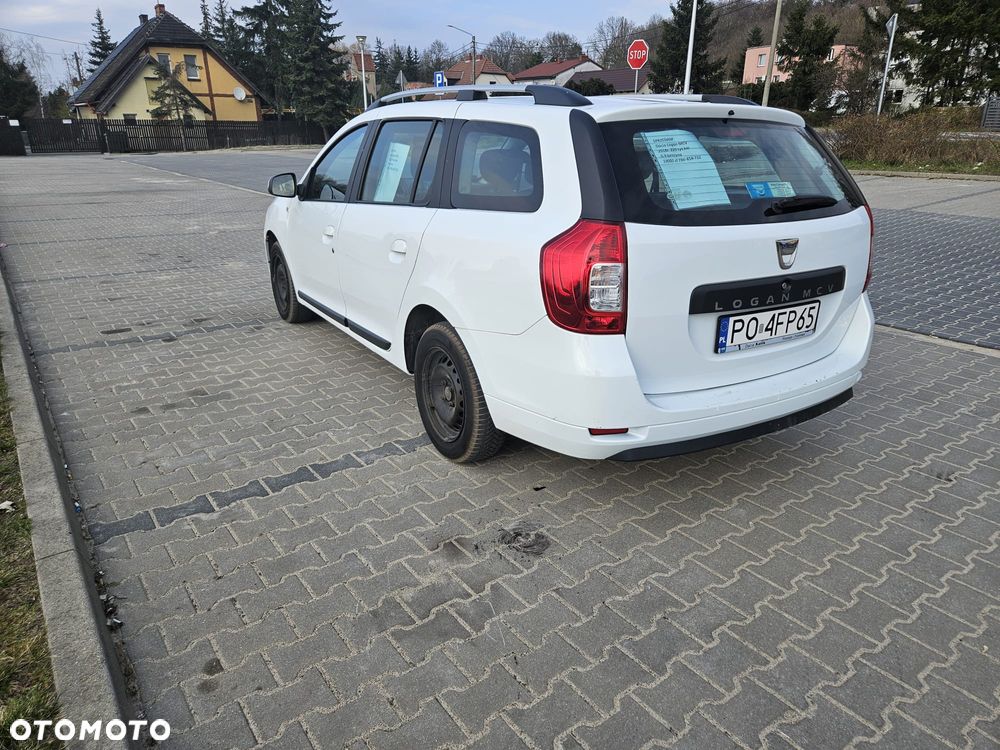 Dacia Logan 0.9 TCe Laureate S&S - 4